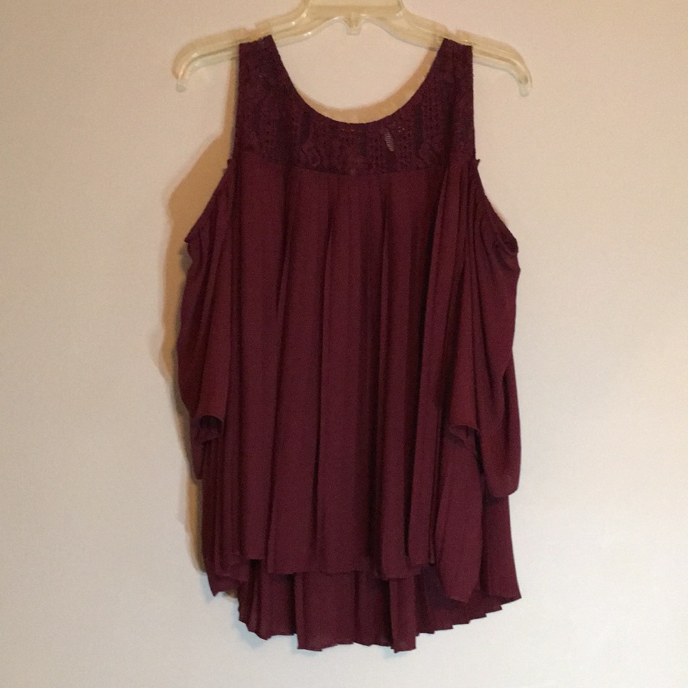 Large Burgundy Ruffled Cold Shoulder, Half Sleeve tunic